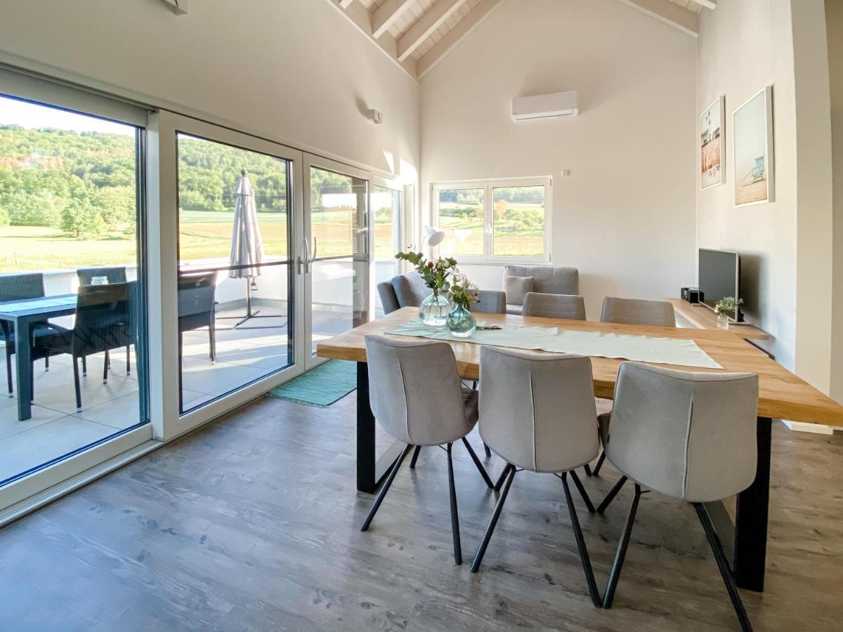 Wunderschoene Helle Wohnung Mit Grosser Dachterrasse غوتمادينغين المظهر الخارجي الصورة