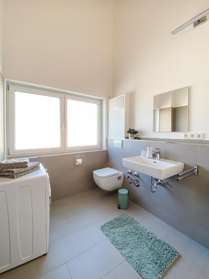Wunderschoene Helle Wohnung Mit Grosser Dachterrasse غوتمادينغين المظهر الخارجي الصورة