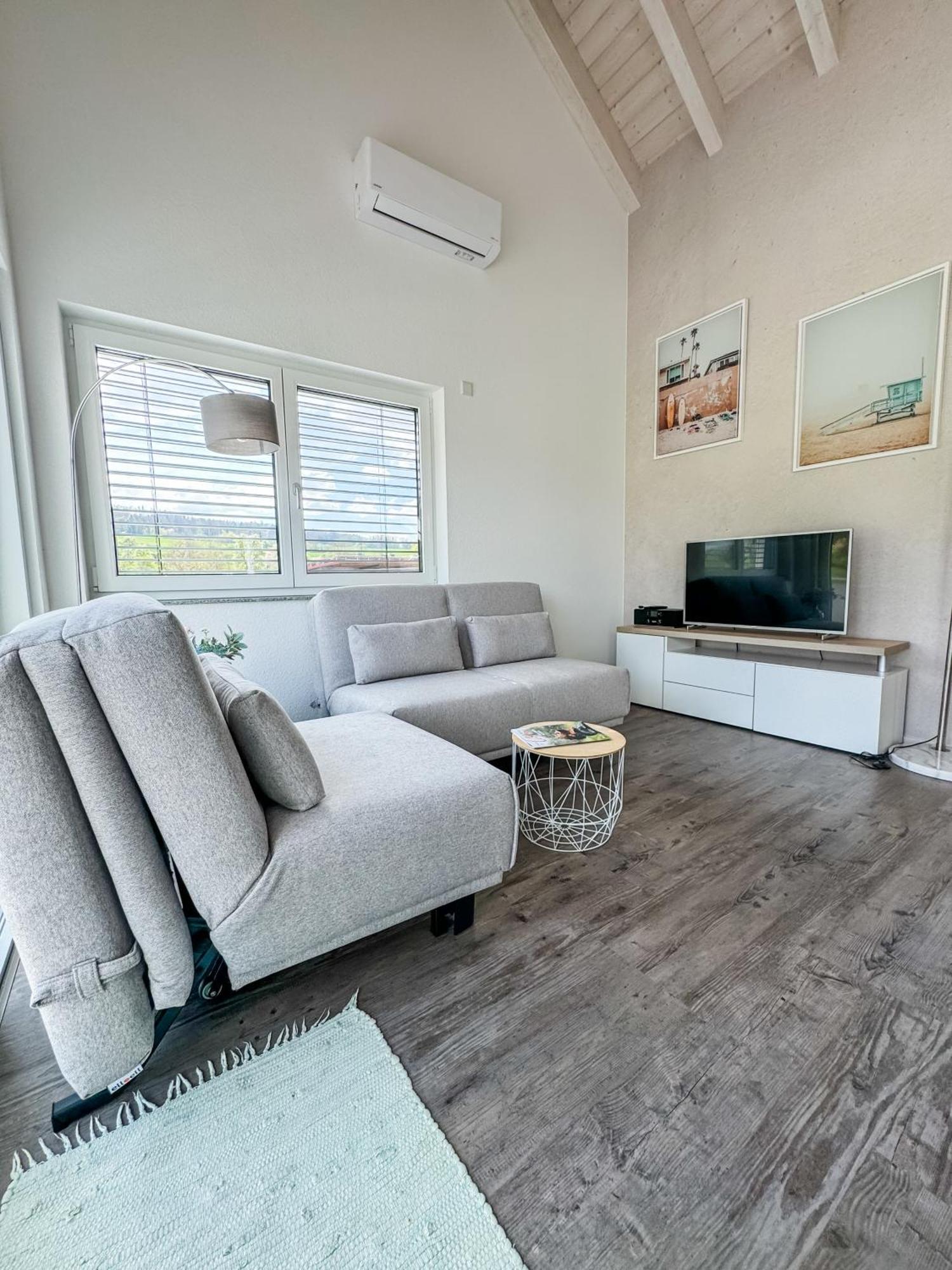 Wunderschoene Helle Wohnung Mit Grosser Dachterrasse غوتمادينغين المظهر الخارجي الصورة